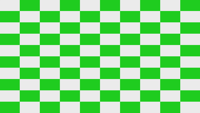 green and white checkerboard pattern without aspect ratio correction